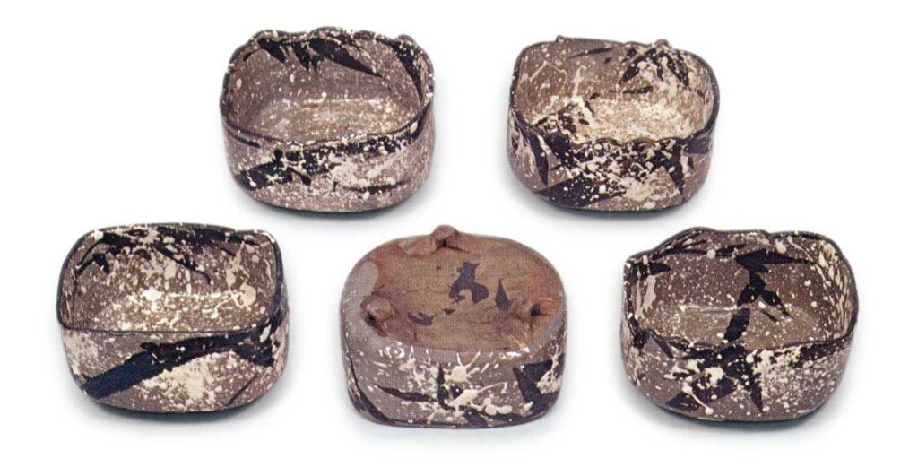 乾山锈绘雪笹纹小碗