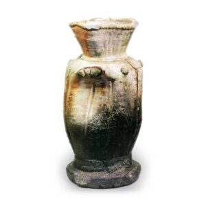 Iga Flower vase with row of bosses, known as "Fuyo"