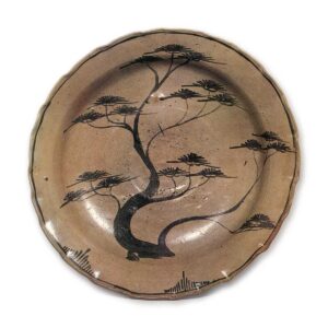 Large dish with pine-tree design, E-garatsu type