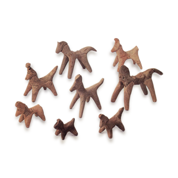 Haji ware: figures of horses.