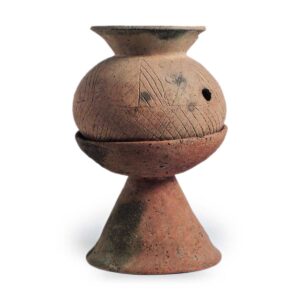 Haji ware: hasō (jar with a hole for inserting a pipe spout) and stand