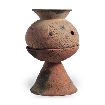 Haji ware: hasō (jar with a hole for inserting a pipe spout) and stand