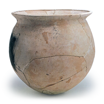 Haji ware: jar with ink inscription.