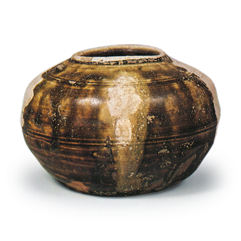 Seto, small iron glazed jar