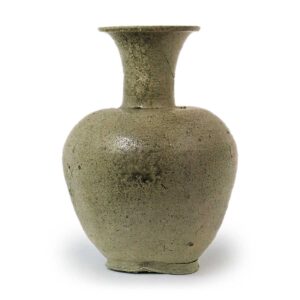 Kaiyu ware: Long-necked Bottle