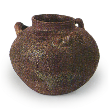 Seto ware: tea caddy with three handles, iron glaze.