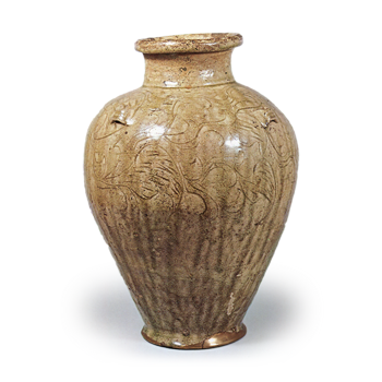 Seto ware: four-handled jar with incised ornament, ash glaze.
