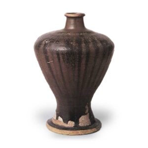 Mino ware: vase, iron glaze.