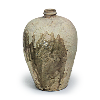 Seto ware: vase with stamped ornament, ash glaze.
