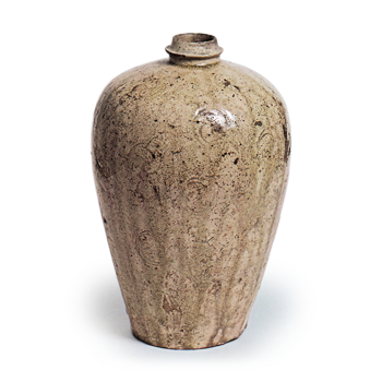 Seto ware: vase with tomoe crest design, ash glaze.