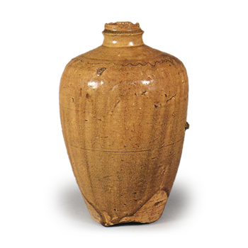 Seto ware: vase, ash glaze.