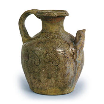 Seto ware: ewer with handle with stamped ornament, ash glaze.