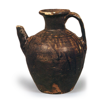 Seto ware: ewer with handle, iron glaze.