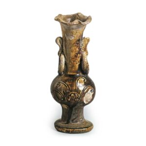 Seto ware: flower vase with stamped ornament, iron glaze.