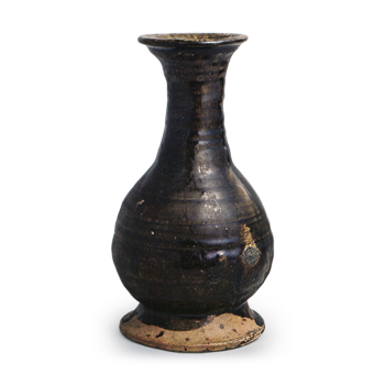 Seto ware: flower vase, iron glaze.