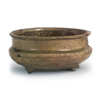 Seto ware: incense burner, ash glaze.
