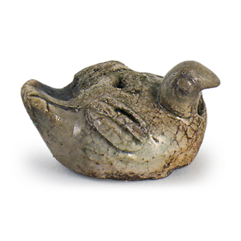 Seto ware: bird-shaped water droppers, ash glaze.