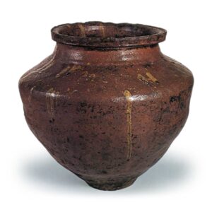 Tokoname ware: jar.