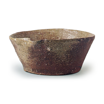Tokoname ware: beaked bowl.