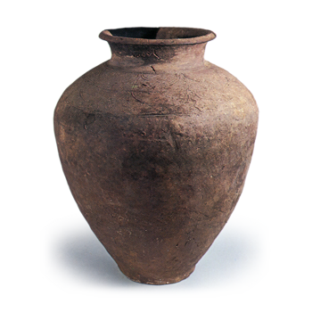 Atsumi ware: jar with incised ornament.