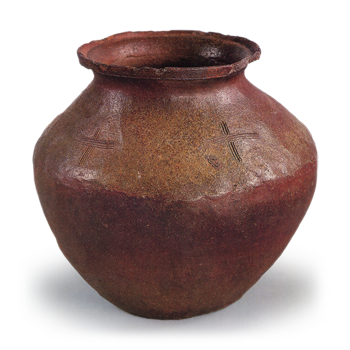 Echizen ware: jar with comb-mark incisions.