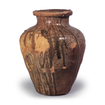 Kaga ware: jar.