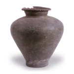 Suzu ware: wine vase. Excavated at Eizenji,