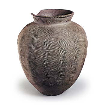 jar with wavy comb-mark pattern.