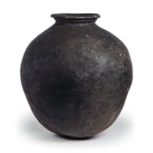 Suzu ware: jar.