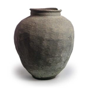 Suzu ware: jar with beaten surface.