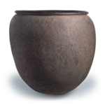 Suzu ware: large jar.