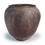 Suzu ware: large jar.