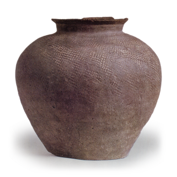 Kameyama ware: jar with beaten surface.