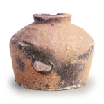 Shigaraki ware: small beaked jar.