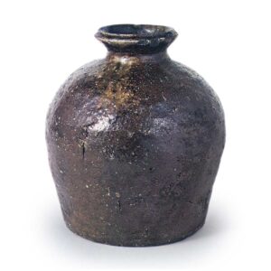 Shigaraki ware: jar.