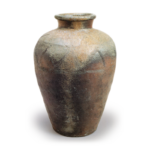 Bizen ware: jar with comb-mark incisions.