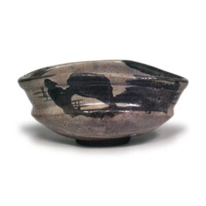 "Shoe"-shaped tea bowl with landscape design, E-garatsu type