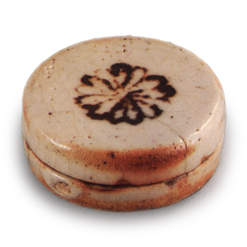 Shino incense caddy with ichimonji mouth with chrysanthemum design