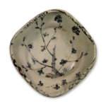 Shino square bowl with plum-tree design