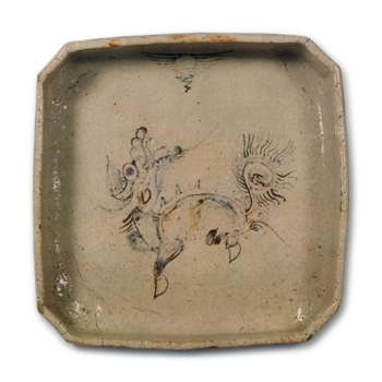 Shino square bowl with Kirin (chimera) design