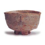 Shino tea bowl with geometric pattern known as higaki