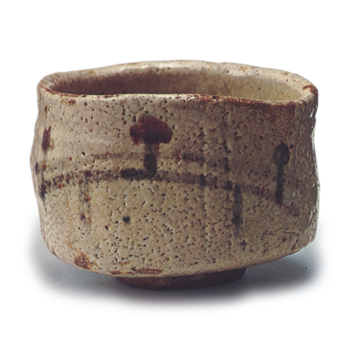 Shino tea bowl with bride design