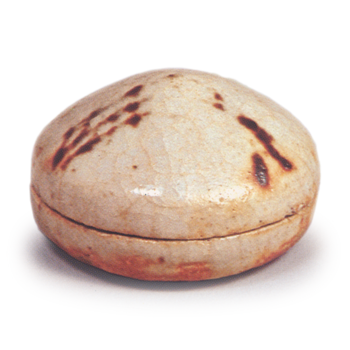 Shino incense caddy in hōshu shape