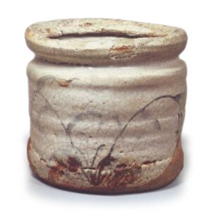 Shino water jar with notch-shaped mouth, with reed design