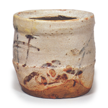 Shino water jar with notch-shaped mouth