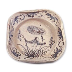 Shino bowl with lotus design