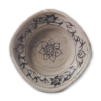 Shino bowl with scrolling grass design