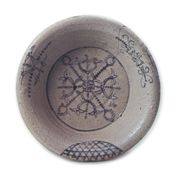 Shino bowl with floral cross design