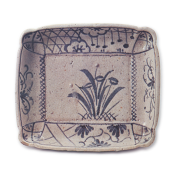Shino rectangular dish with flowering grass design