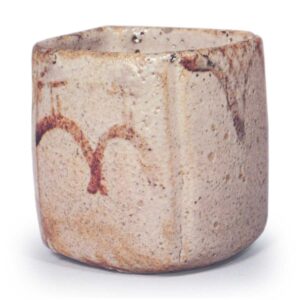 Shino mukozuke bowl with mountain design